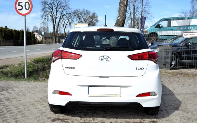 Hyundai i20 cena 28800 przebieg: 181000, rok produkcji 2015 z Wolsztyn małe 121